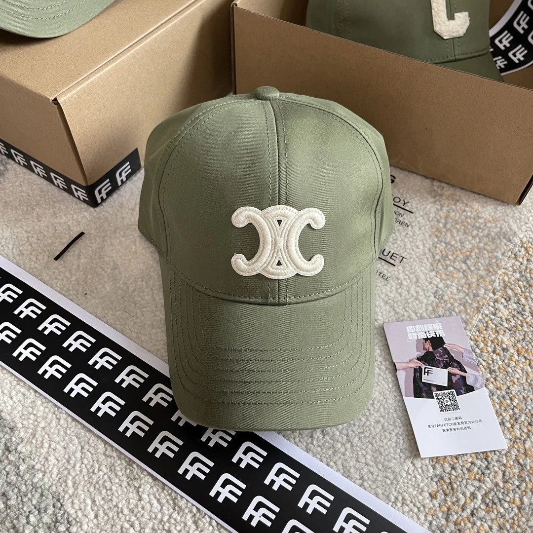 CELINE (Celine) simple Logo baseball cap, fashion trend, simple design, advanced color matching, fine texture, clean style, iconic items versatile