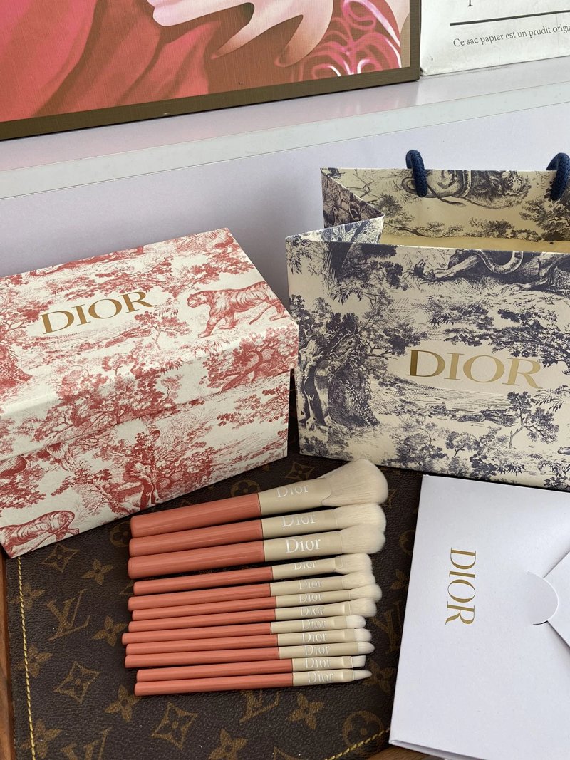 Set from Trendy Brands