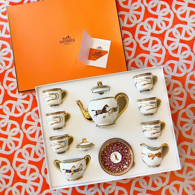 Set from Trendy Brands