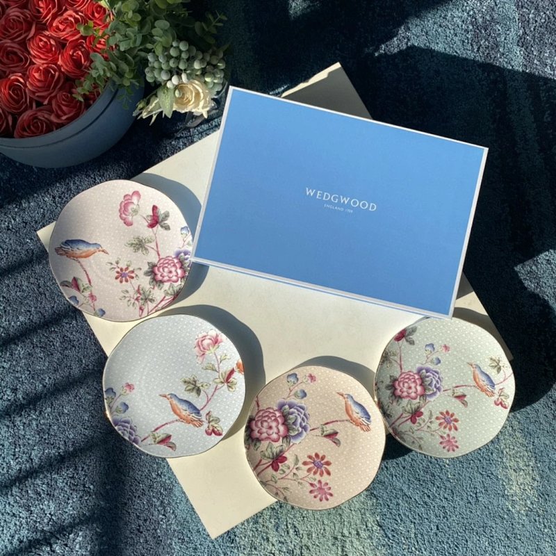 Wedgwood 20cm