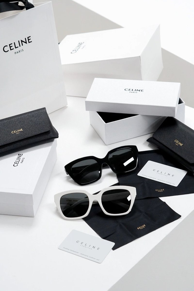 Glasses from Trendy Brands