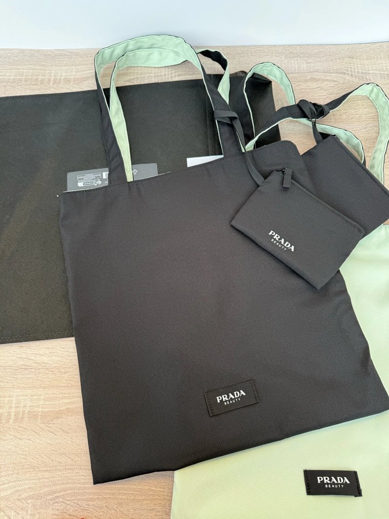 Tote bag from Trendy Brands