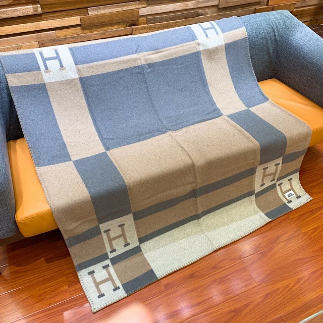 Hermès Uncategorized H Monogram Blanket product detail image 26