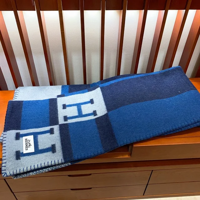 Hermès Uncategorized H Monogram Blanket product detail image 13