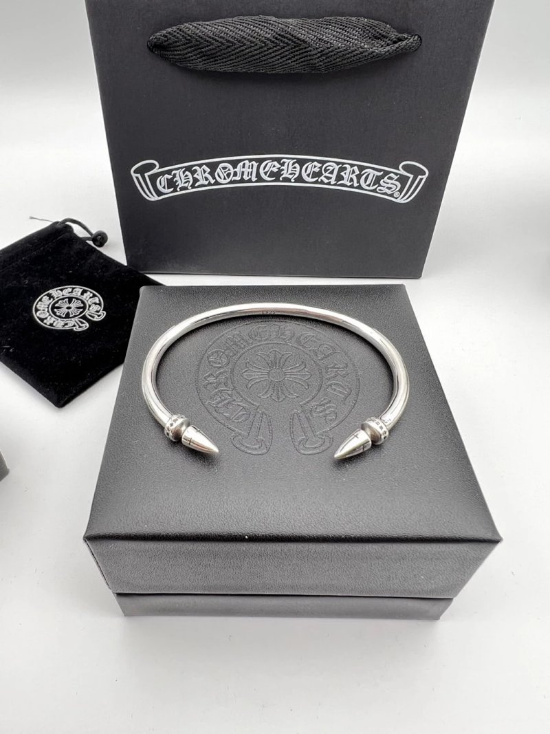 Chrome Hearts