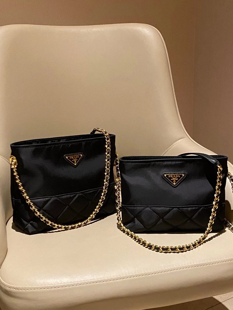 Tote bag from Trendy Brands