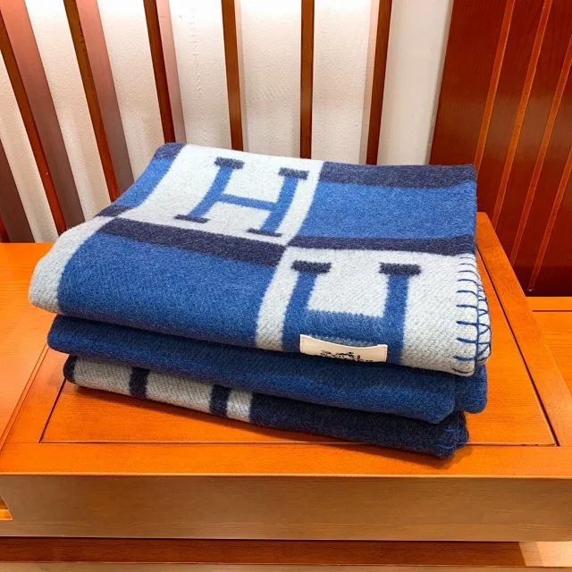 Hermès Uncategorized H Monogram Blanket product detail image 11