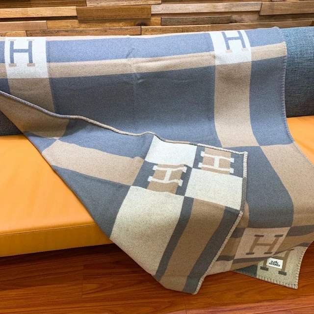 Hermès Uncategorized H Monogram Blanket product detail image 27