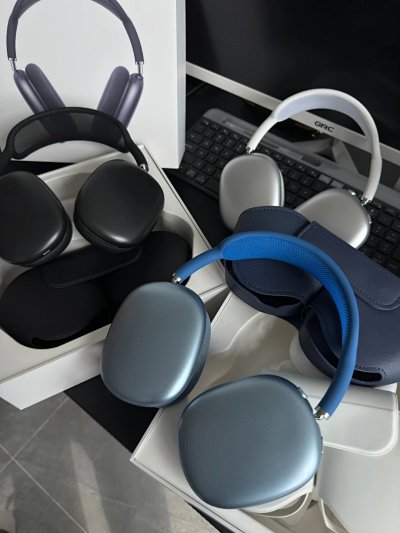 Apple AirPods Max Plastic