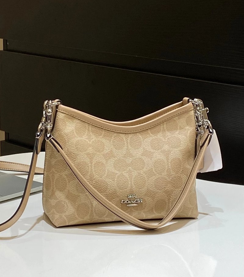 Crossbody bag from Trendy Brands