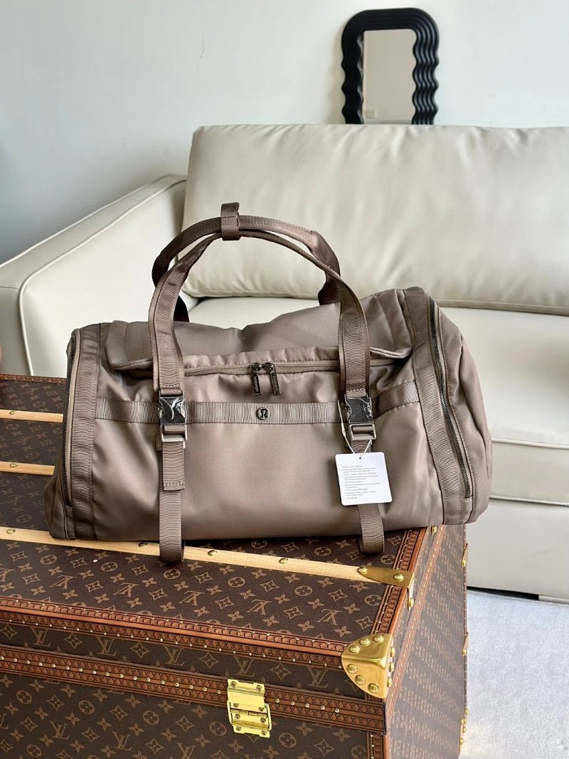 Travel bag from Trendy Brands