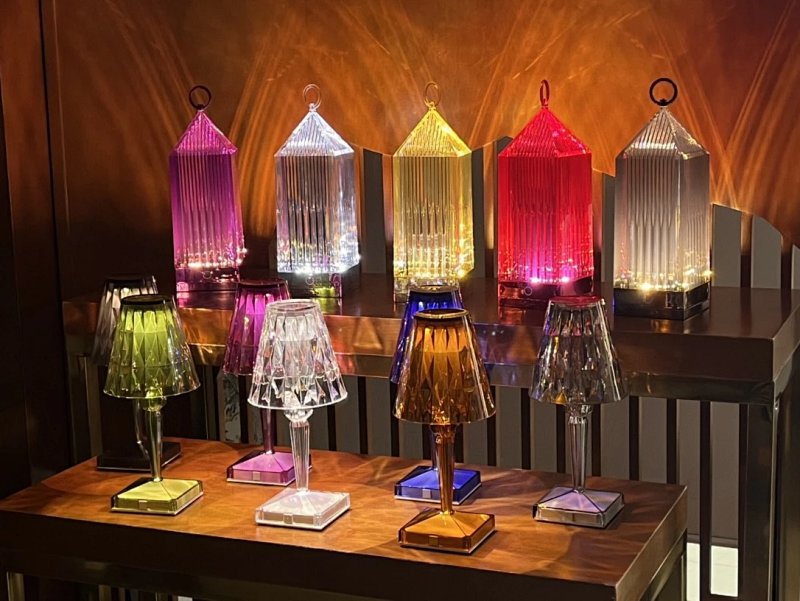 Kartell Battery