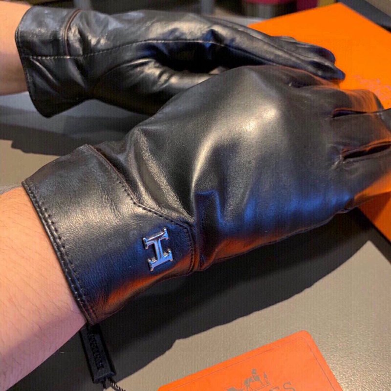 Gloves from Trendy Brands