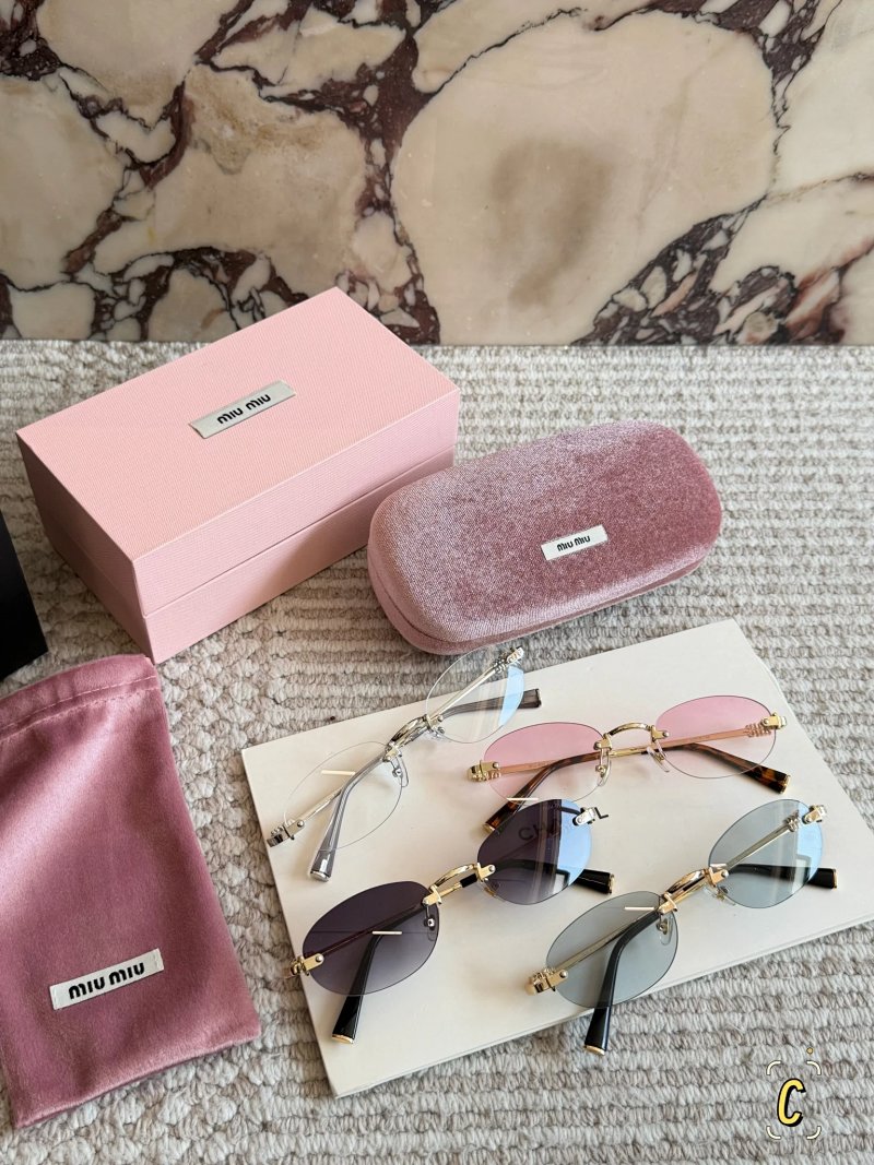 Glasses from Trendy Brands