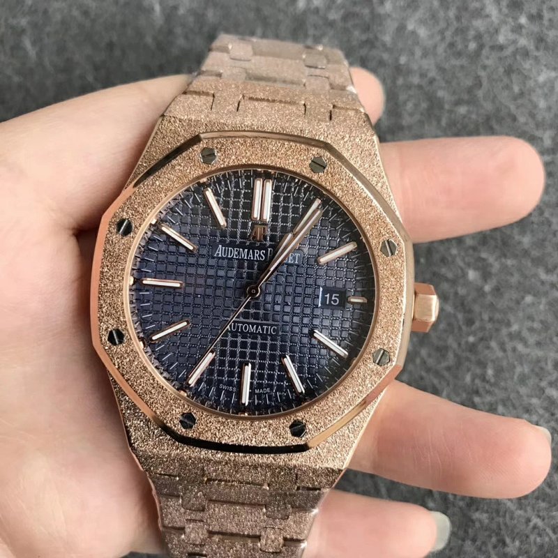 Watch from No. 8