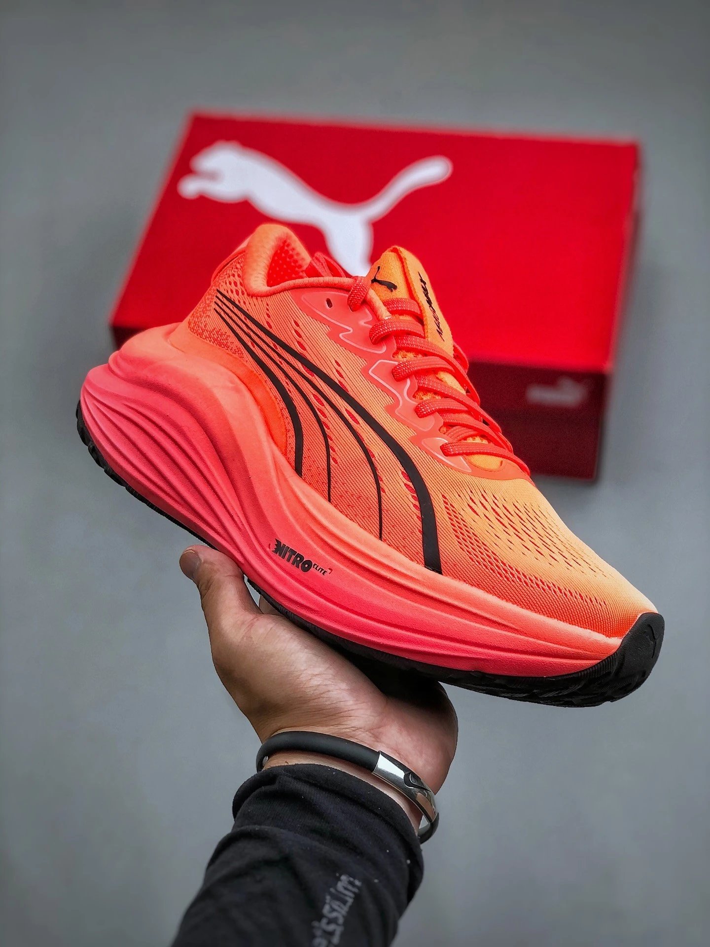PUMA Race TO Beat The Elite Low-Top Professional Trail Outdoor Running Shoes — This shoe features a 5mm heel-to-toe drop for a natural running gait