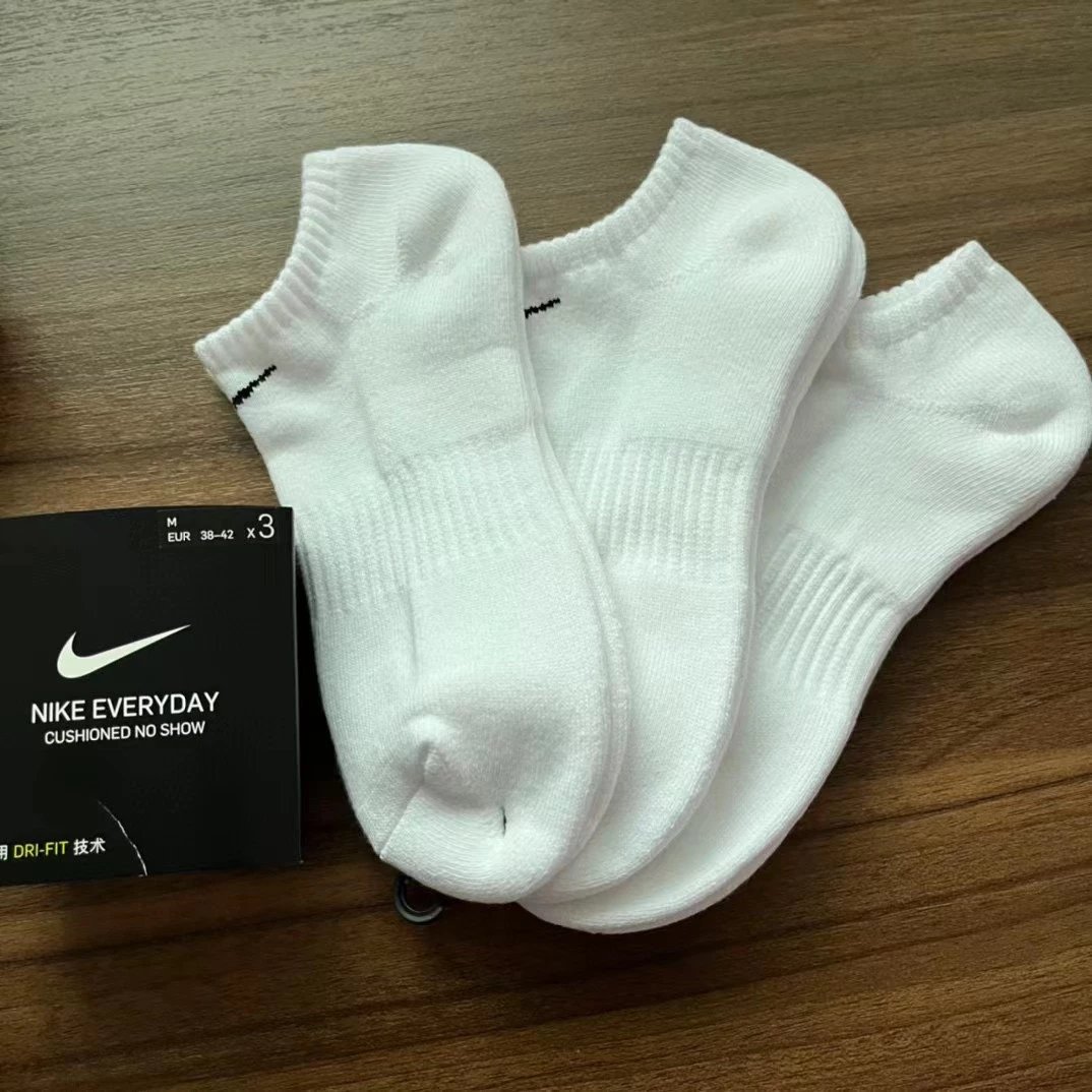 White Towel Bottom Boat Socks Set of 3