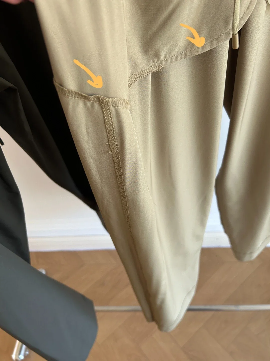  Peak♦ハイブリッド ウール ワイドパンツ 商品详情