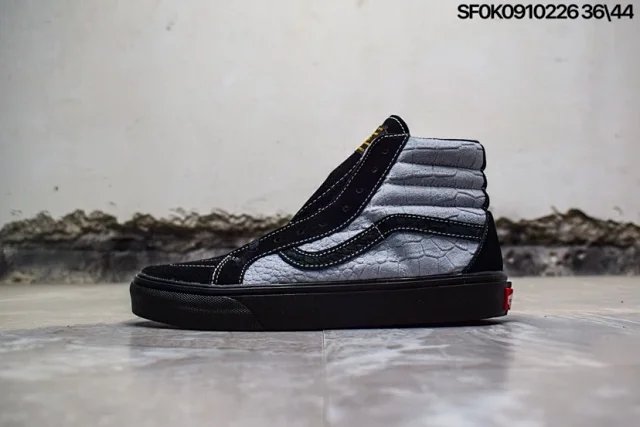Vans 万斯 Sk8-Mid Pro (Supreme) 联名款 鳄鱼纹猪巴中帮时尚百搭休闲板鞋
