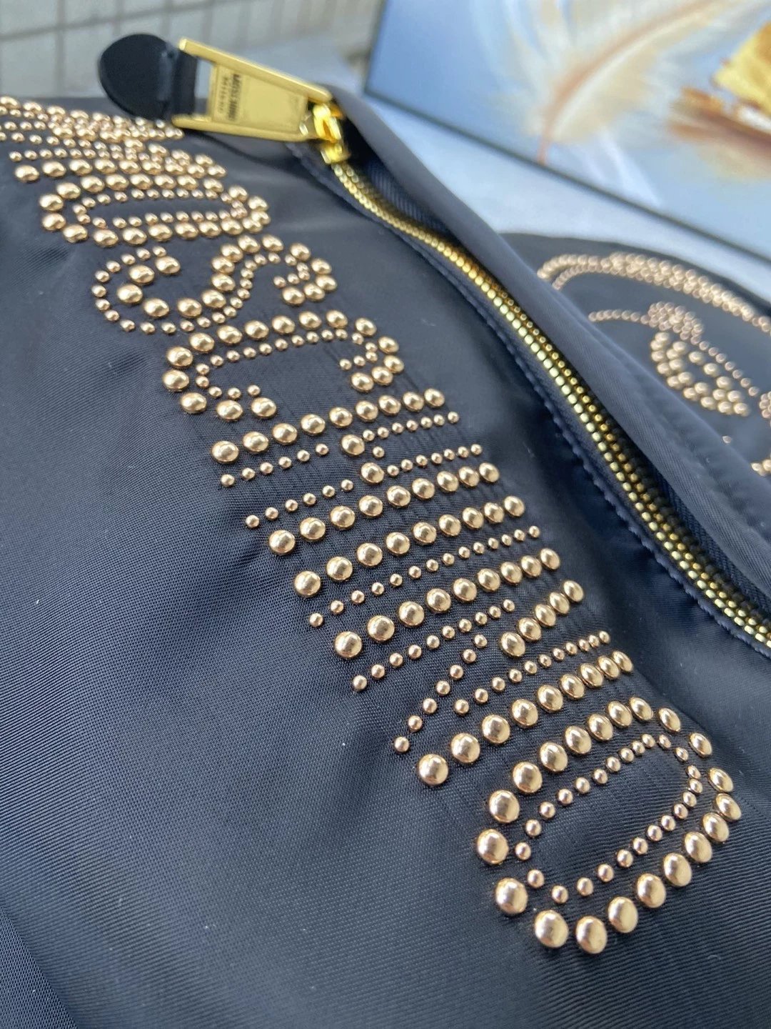 moschin莫斯奇诺双肩包 女包 铆钉熊背包 女休闲背包 电脑包 字母双肩包 尼龙书包 4