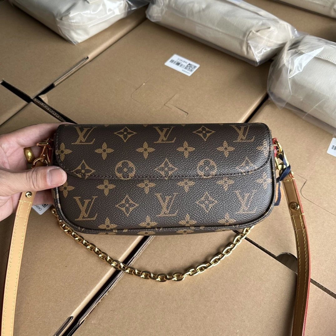 M81911女包Woc小包ivy woc手袋时尚小包单肩斜挎包腋下包大麻将包手机包 晚宴女包包 4