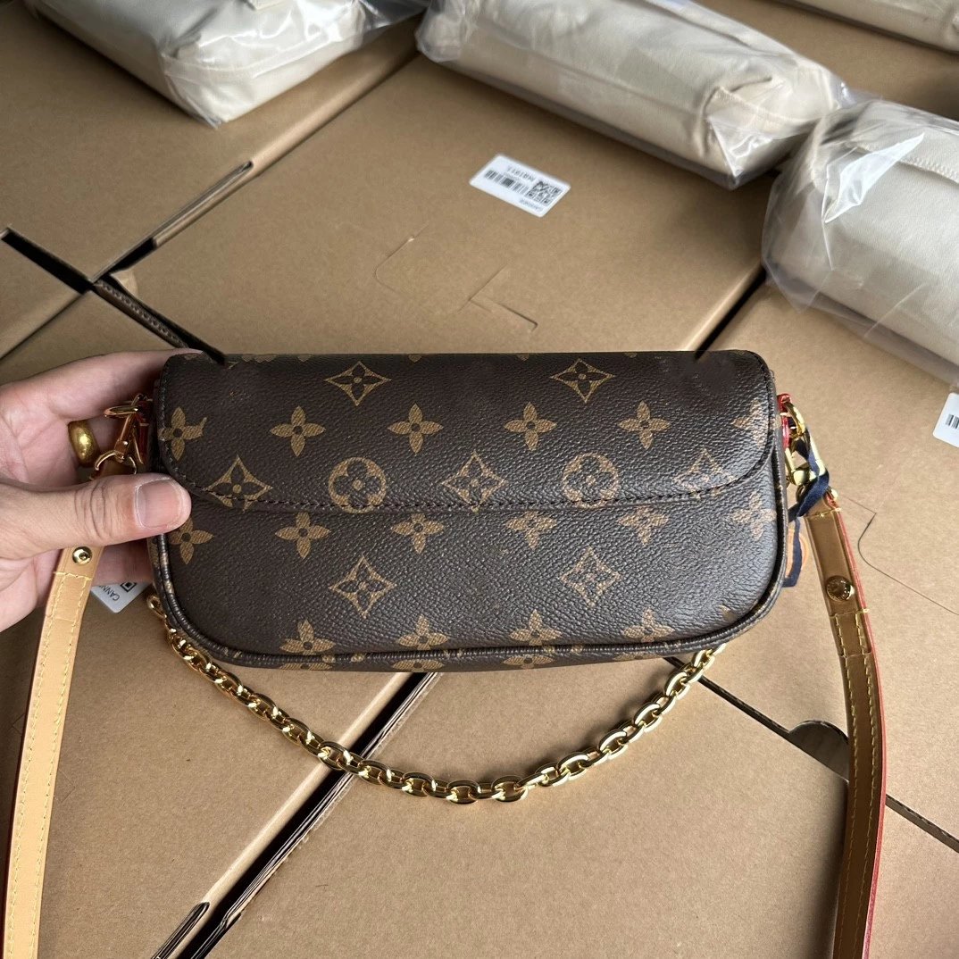 M81911女包Woc小包ivy woc手袋时尚小包单肩斜挎包腋下包大麻将包手机包 晚宴女包包 2