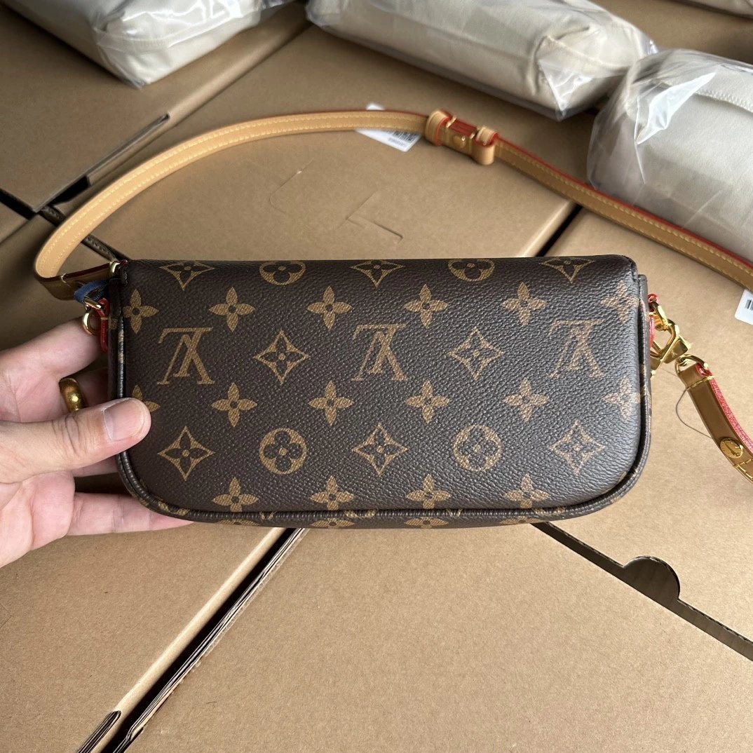 M81911女包Woc小包ivy woc手袋时尚小包单肩斜挎包腋下包大麻将包手机包 晚宴女包包 5