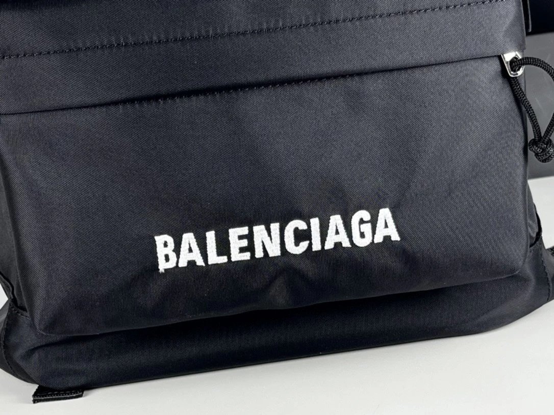 Balenciaga巴黎世家新款双肩包 帆布字母男士尼龙背包507460男女通用书包电脑包旅行登山包潮男书包 5