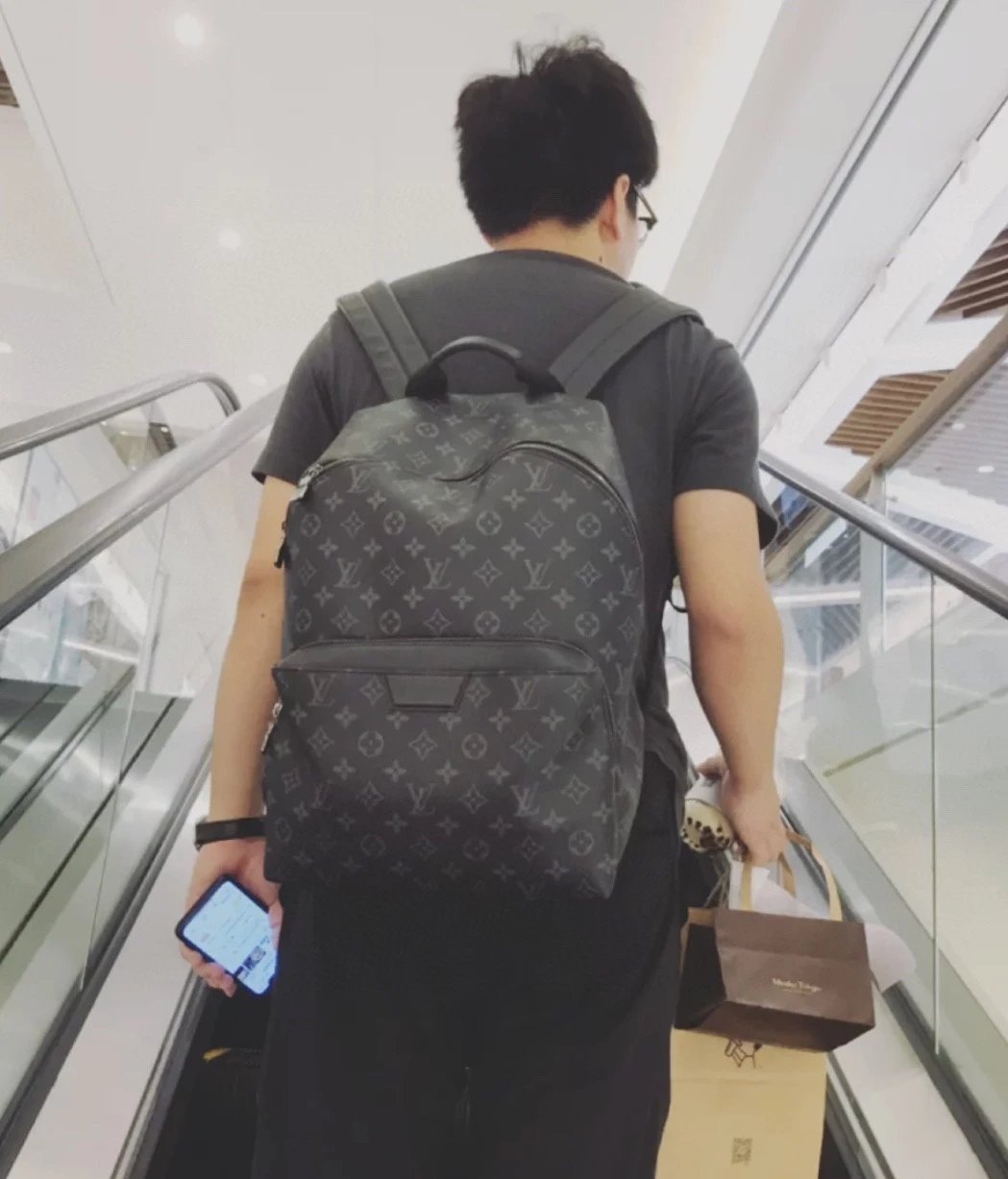 热销爆款男士双肩包背包 旅行包电脑包 商务包男包真皮包书包 黑花拼头层牛皮 apollo双肩包 7