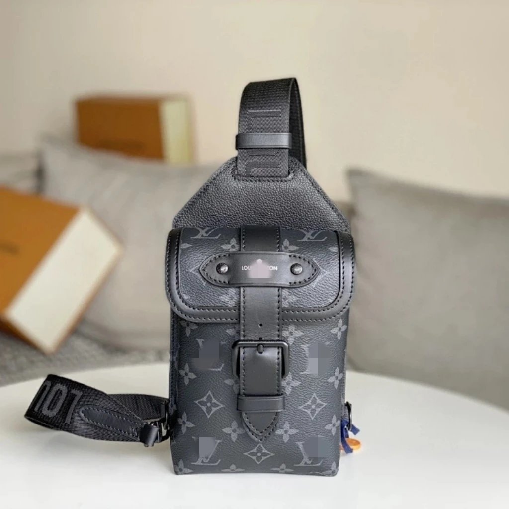 原单Saumur 单肩手机手袋M45912黑花单肩包 胸包 腰包休闲男包 潮男必备单品
