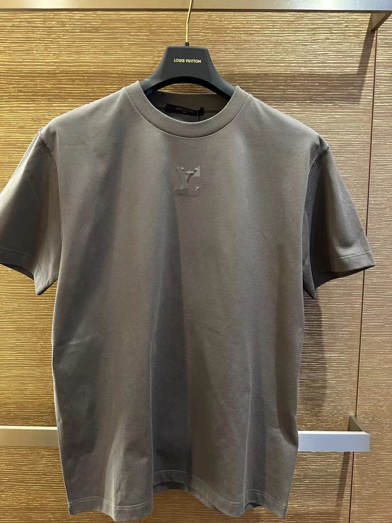 Tee from Happy Sheep