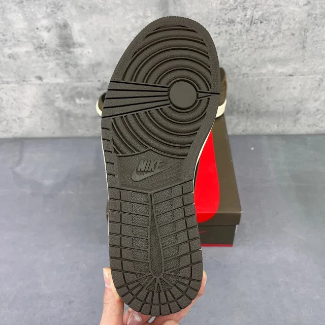 Nike Sneakers Air Jordan 1 low- and high-top product detail image 29
