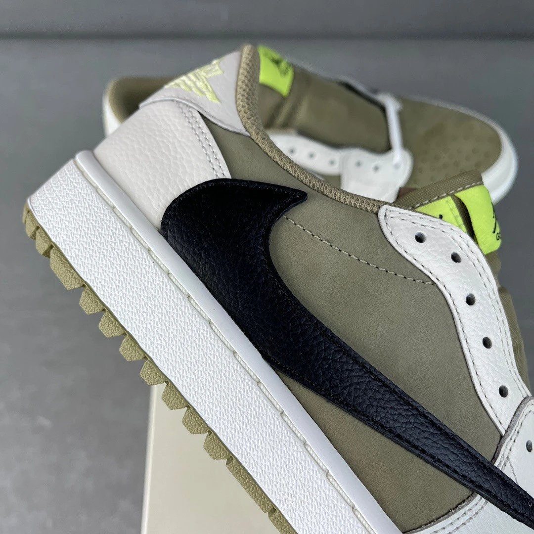 Travis Scott x Nike Air Jordan 1 Low OG Pink Foam Sneakers - 58