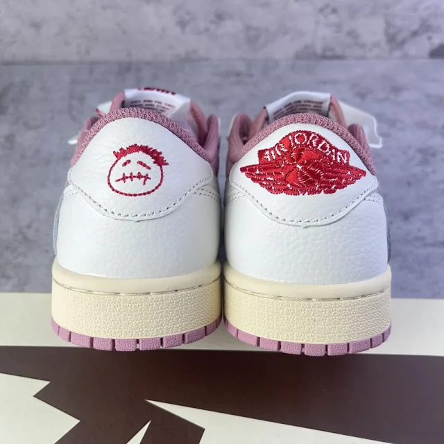Nike Sneakers Air Jordan 1 low- and high-top product detail image 23