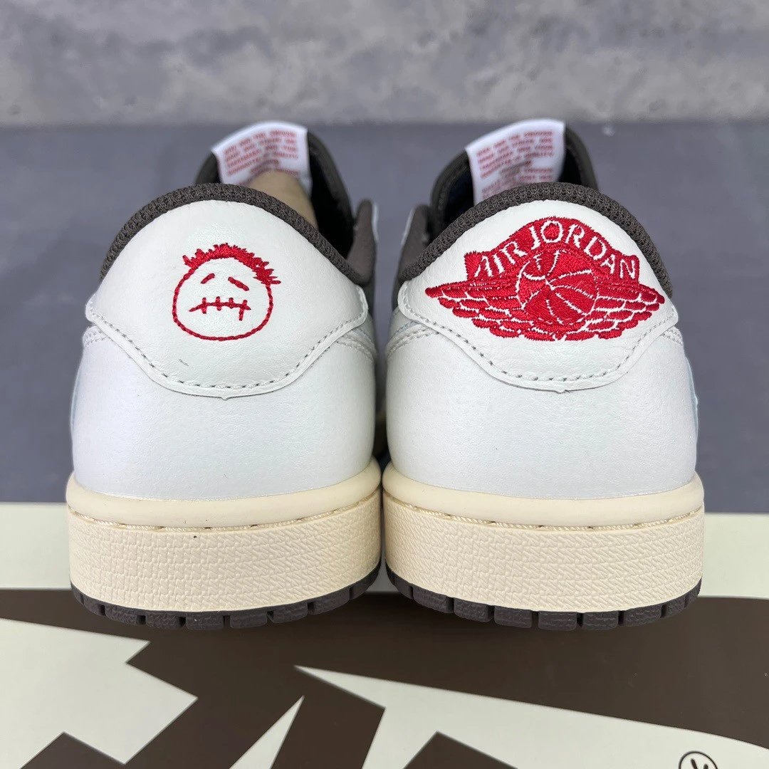 Travis Scott x Nike Air Jordan 1 Low OG Pink Foam Sneakers - 52