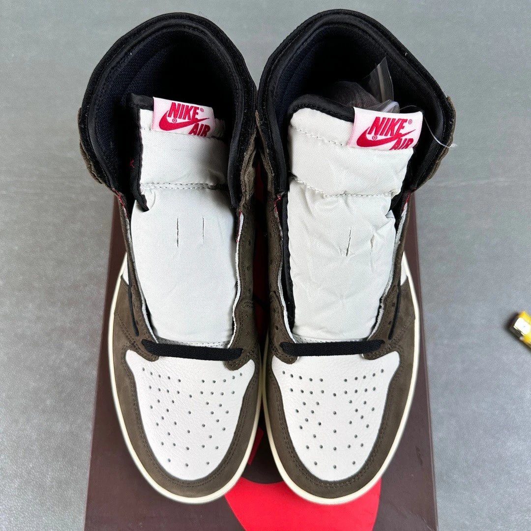 Travis Scott x Nike Air Jordan 1 Low OG Pink Foam Sneakers - 70