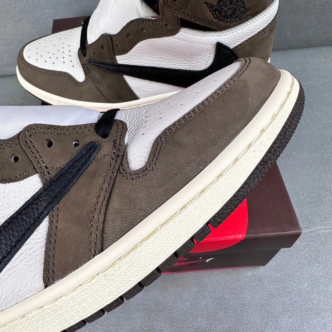 Travis Scott x Nike Air Jordan 1 Low OG Pink Foam Sneakers - 66