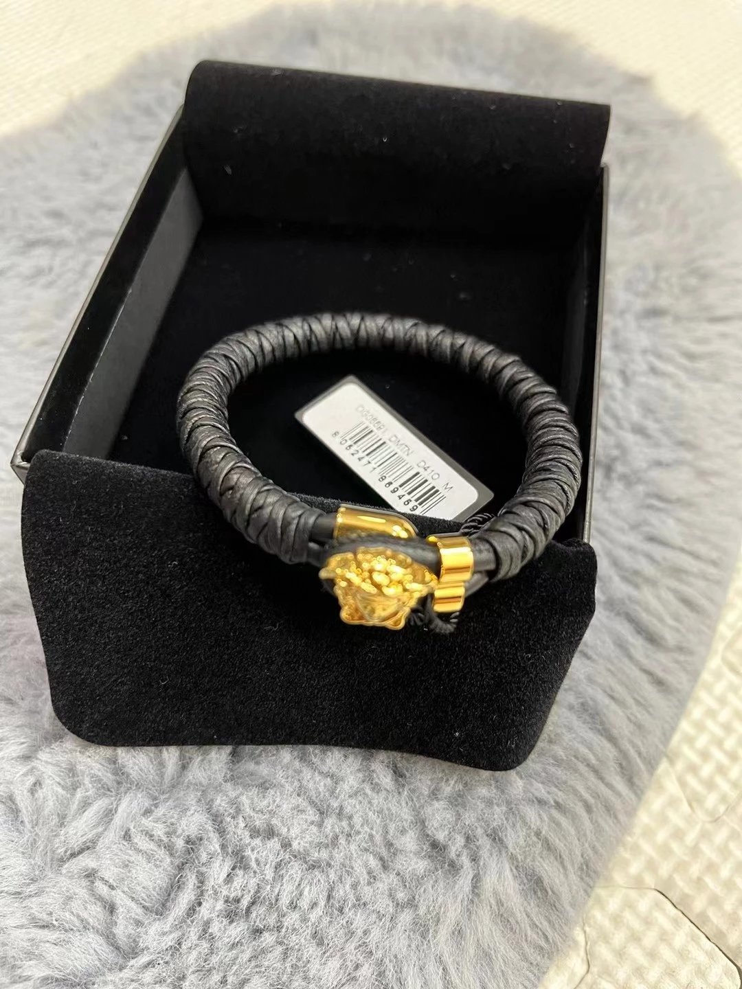 🦊🦊国现 Gucci 大童 双G 羊毛衫🦙10岁男童 胸围90cm衣长57cm 瘦小的妹纸可以驾驭 特价💰1990🉐