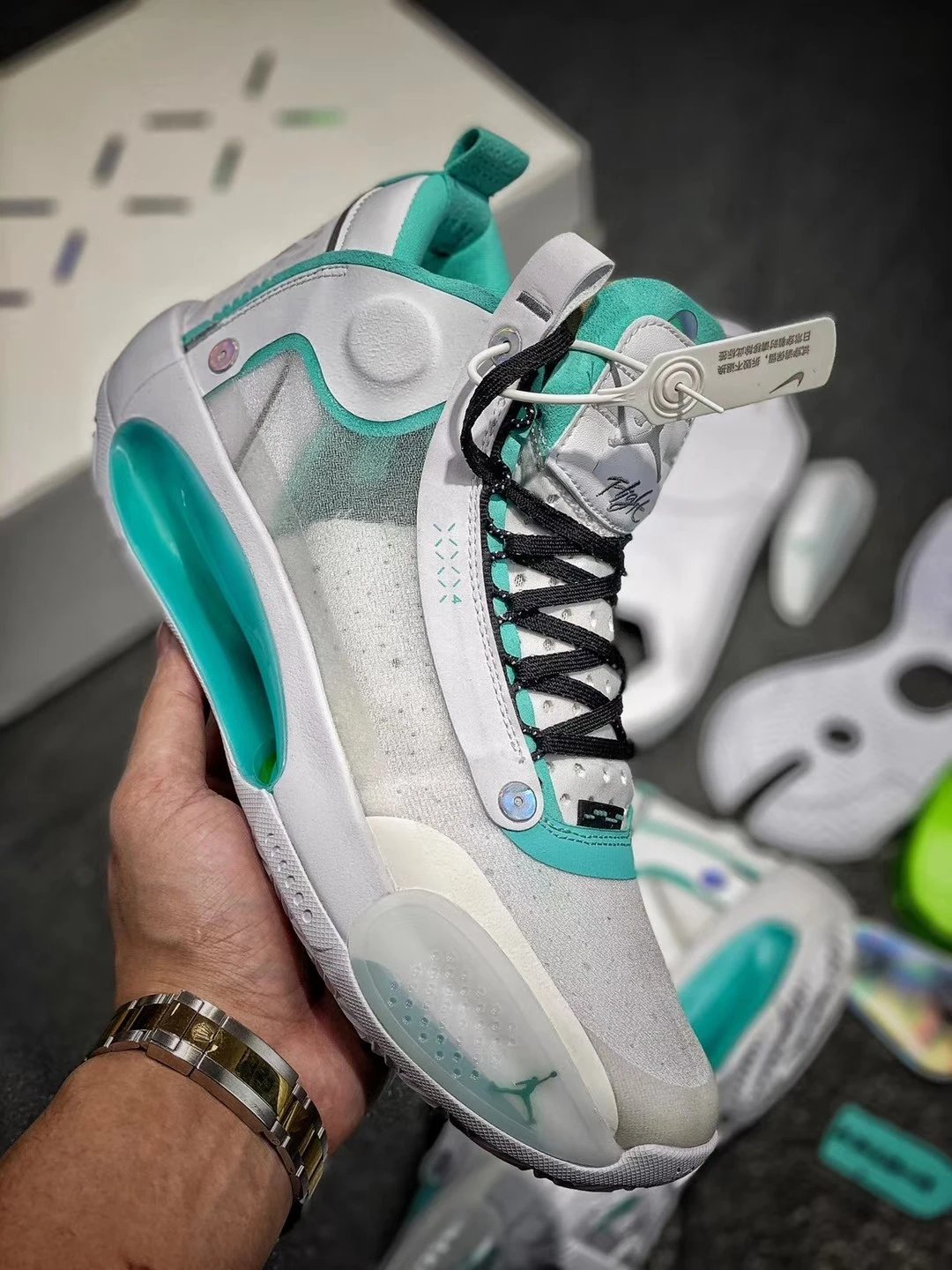 AJ34 Flagship Basketball Shoe
