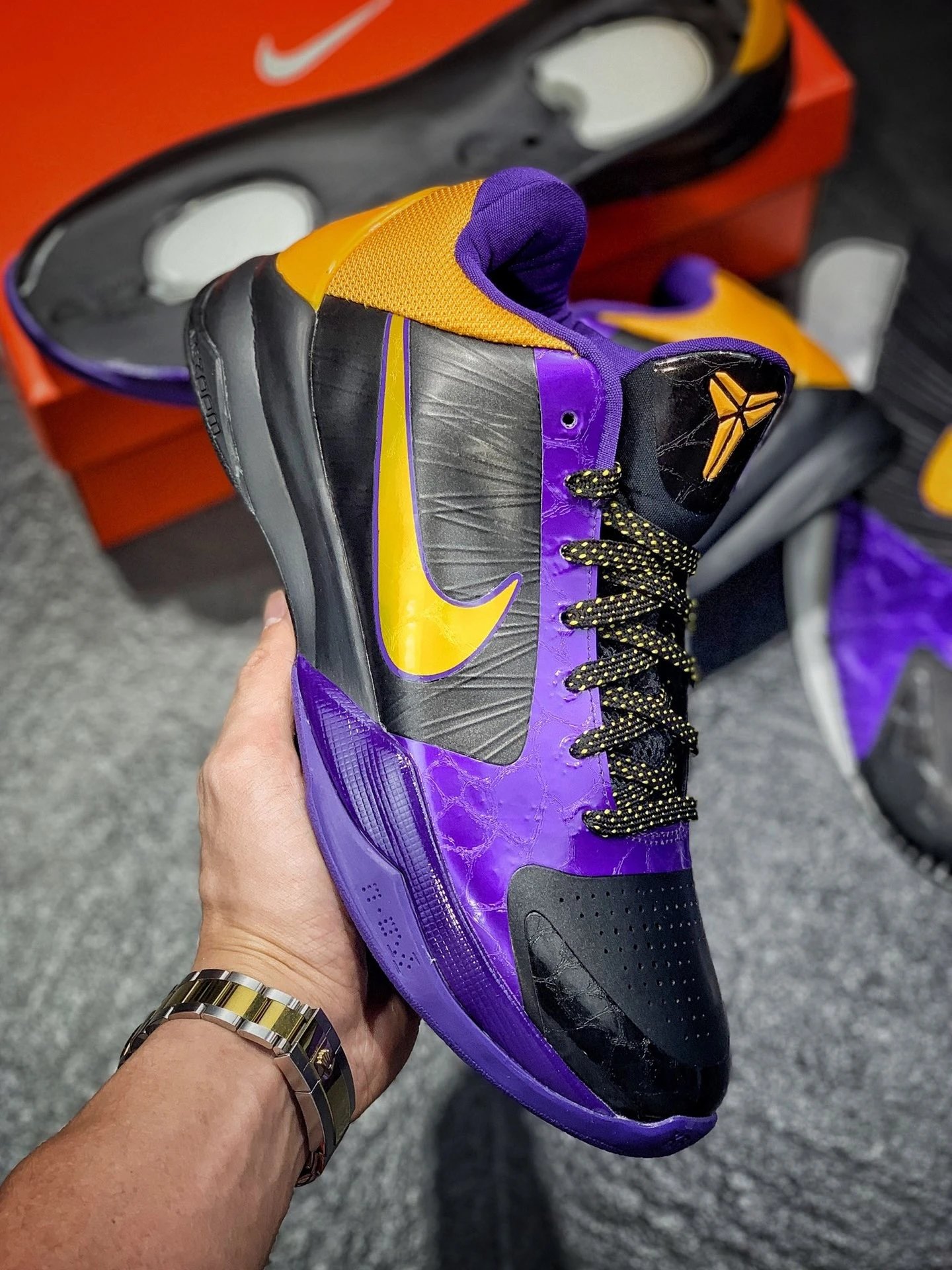 Kobe 5 ZK5 Purple Gold