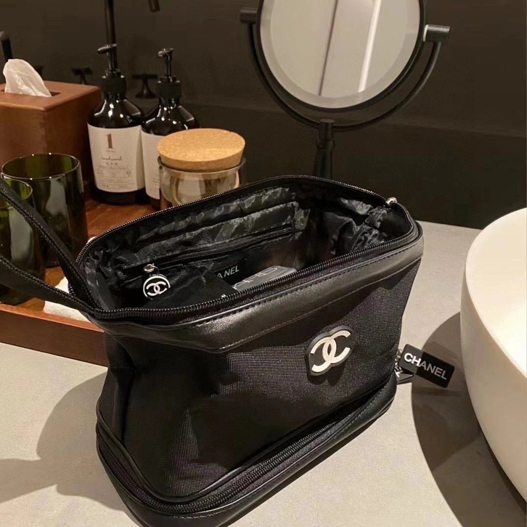 Cross border original quality makeup bag [Xiaoxiang toiletry bag] waterproof~toiletry integrated makeup bag large capacity waterproof dumpling bag