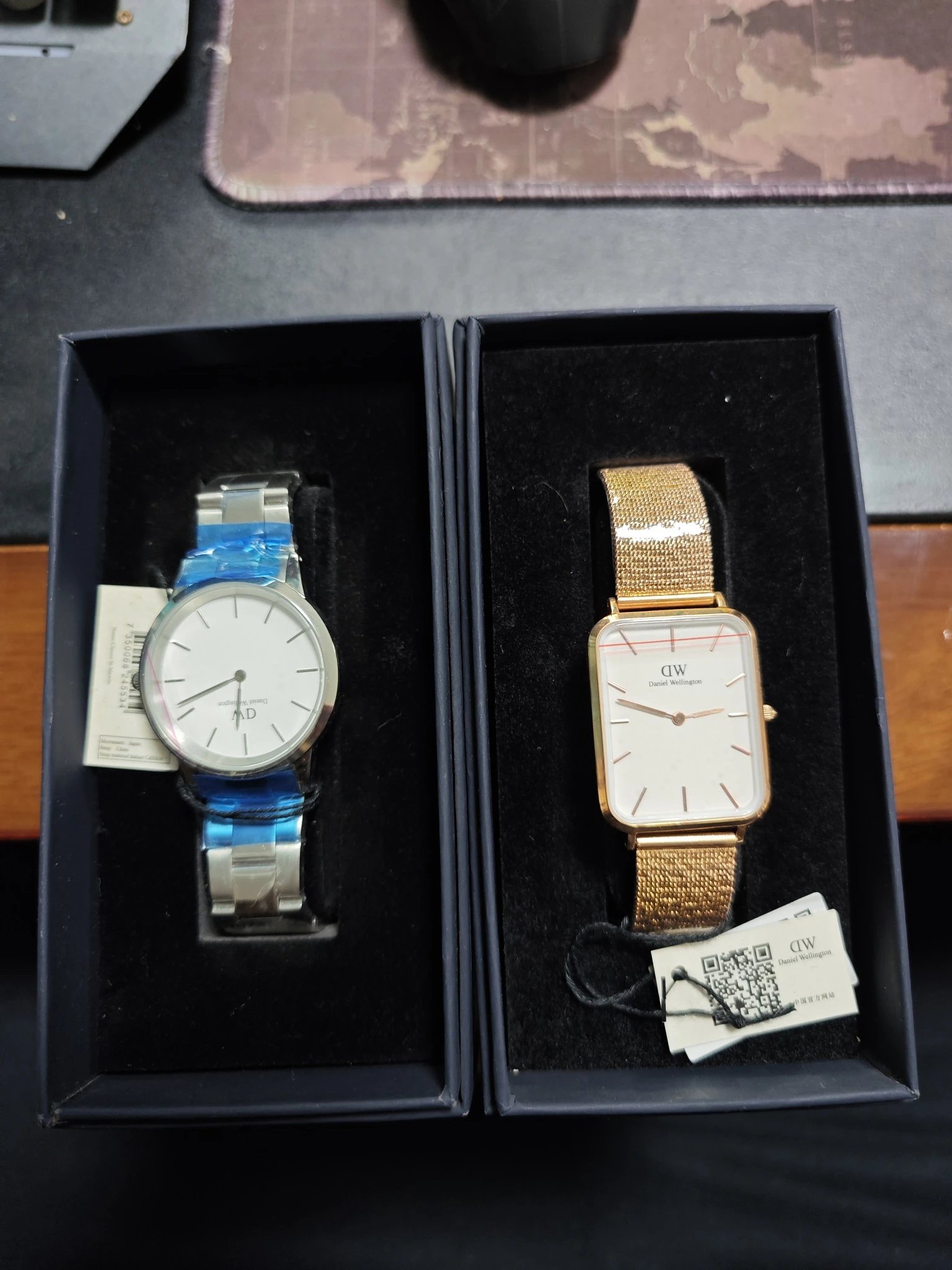 DW Steel Band Quartz Watch