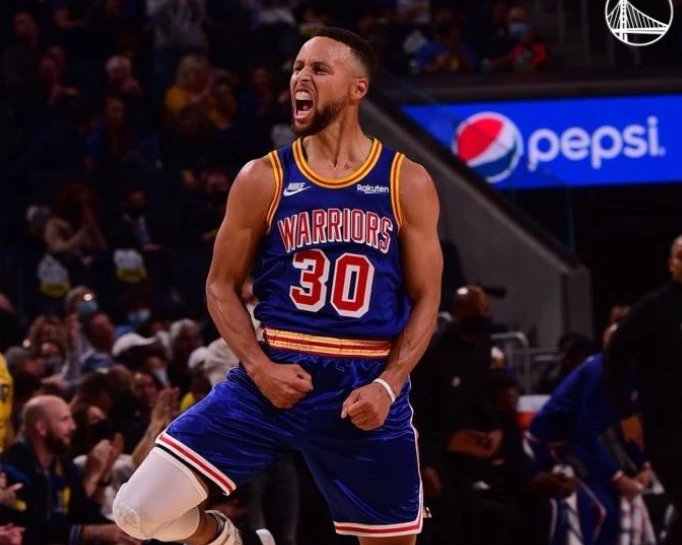Stephen Curry's NBA league Golden State Warriors No. 30 hot press jersey synchronized pipeline data 1.1 grams 250g heavy fabric