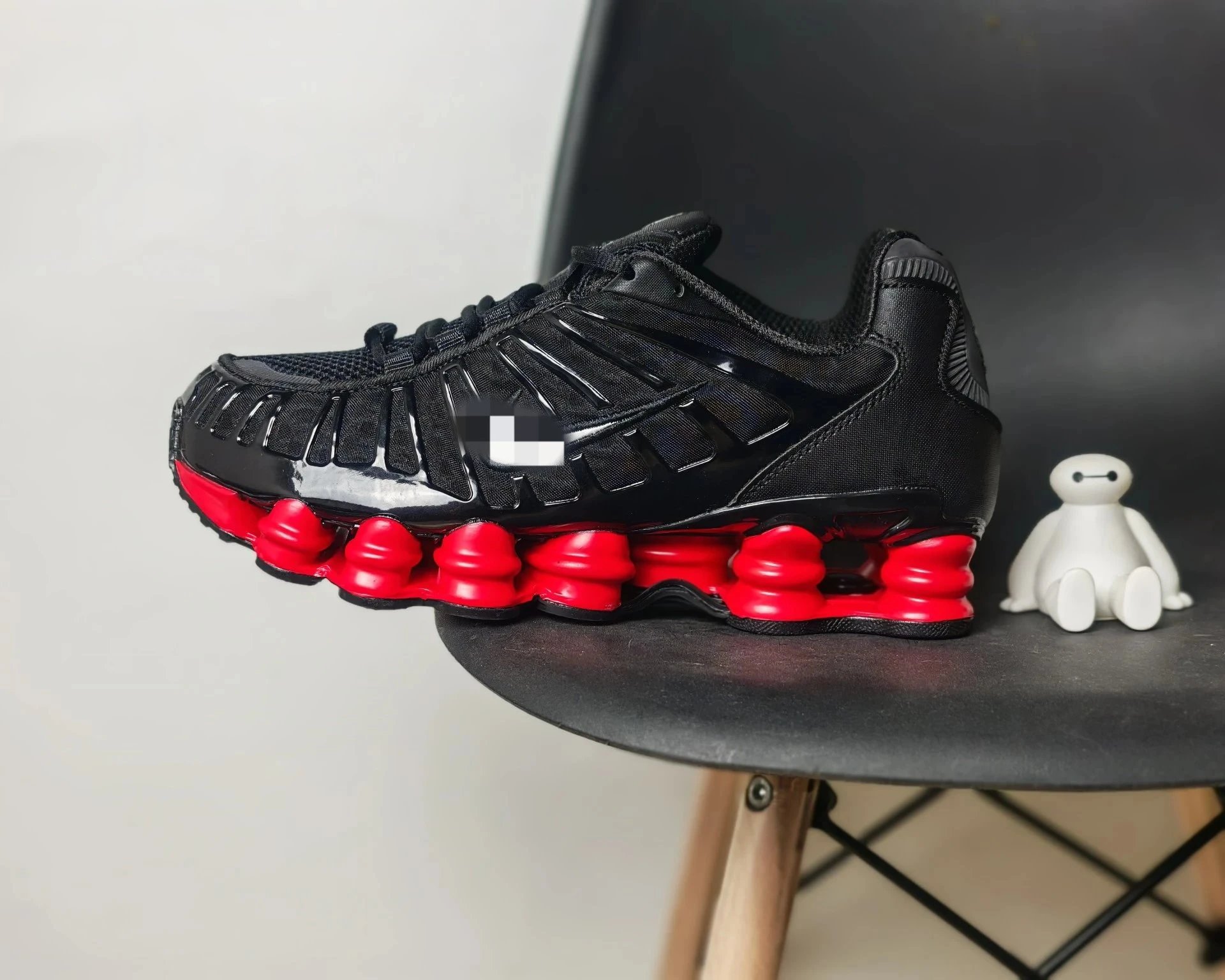 Black/Red 2