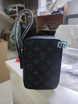 thumbnail for Welfare stock K81 brand new clutch bag non-refundable and non-exchangeable