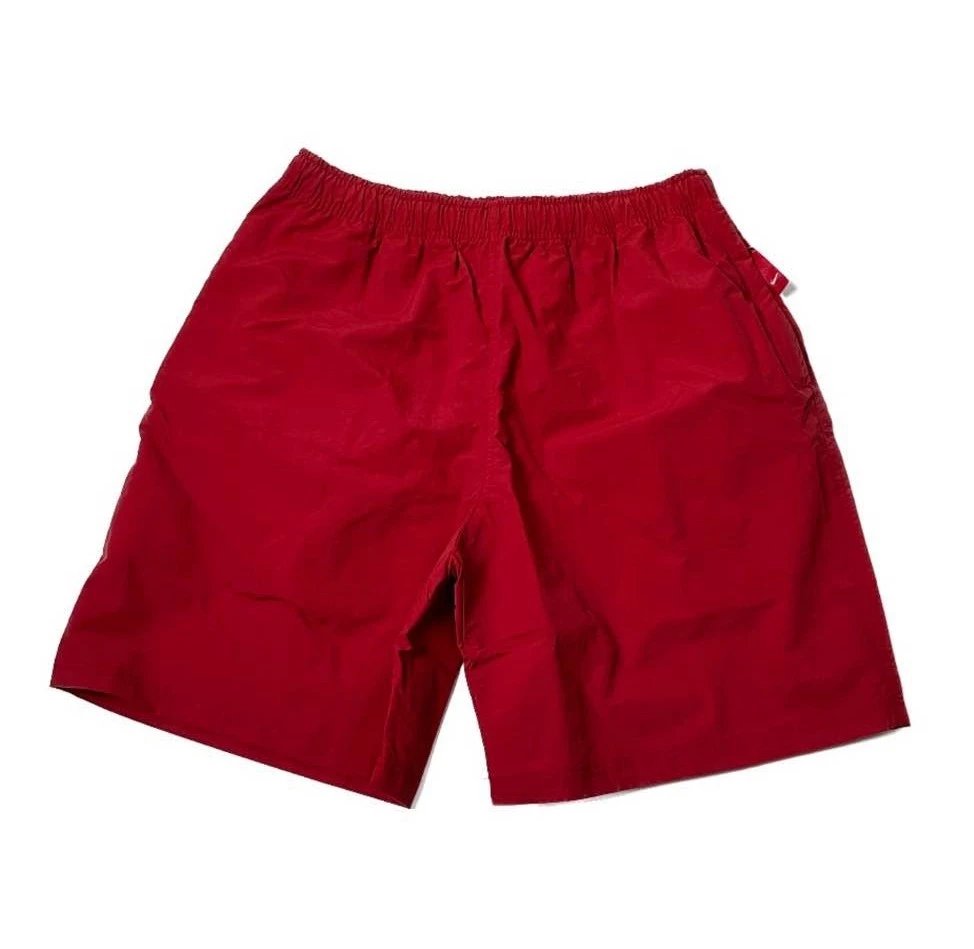 Red (wine red)
