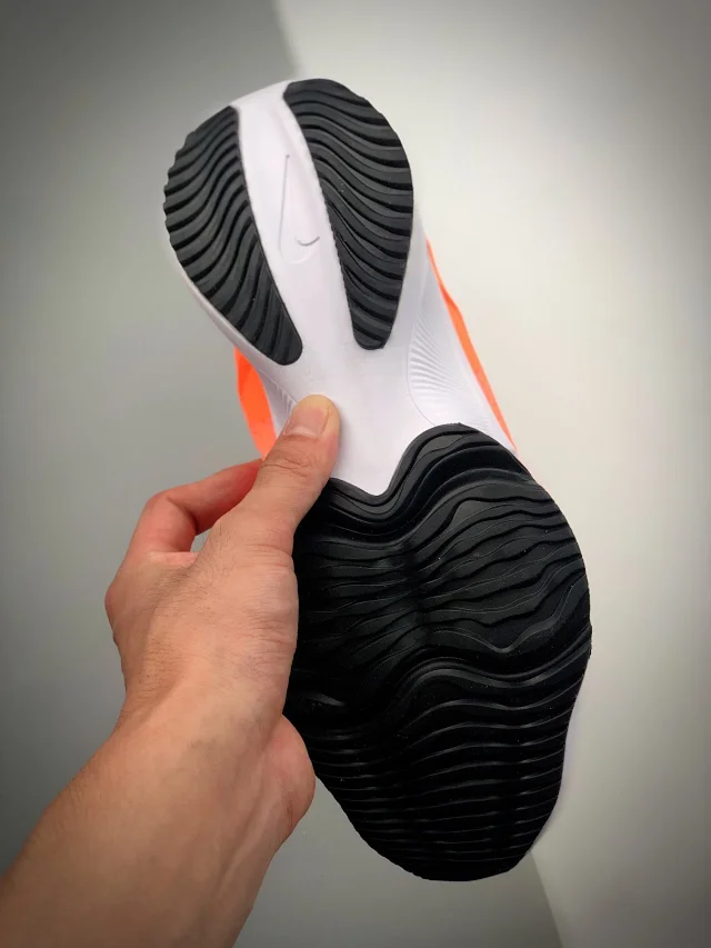 Nike Sneakers Air Zoom Tempo NEXT% FlyEase product detail image 25