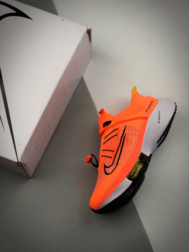 Nike Sneakers Air Zoom Tempo NEXT% FlyEase product detail image 21
