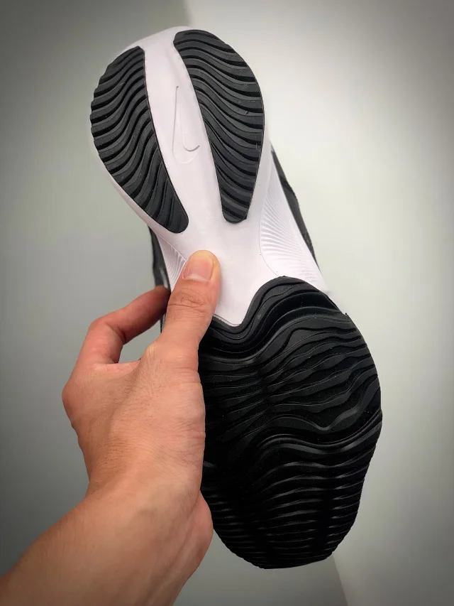 Nike Sneakers Air Zoom Tempo NEXT% FlyEase product detail image 34