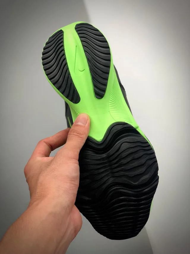 Nike Sneakers Air Zoom Tempo NEXT% FlyEase product detail image 16